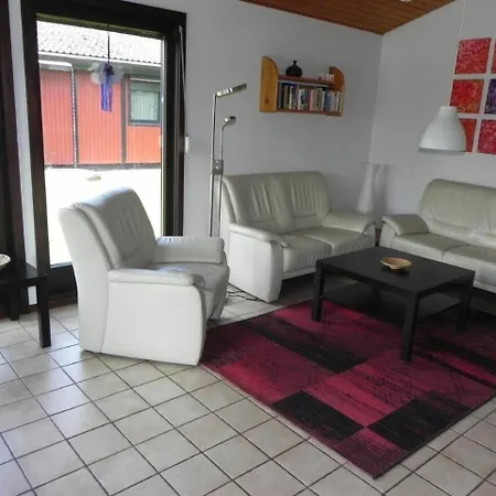 Holiday home D6 Mit Wintergarten In Eckwarderhoerne *
