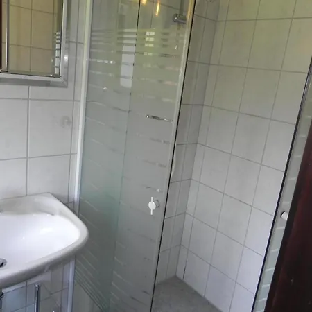 Holiday home D6 Mit Wintergarten In Eckwarderhoerne *